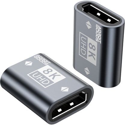 Zwarte HDMI-connector adapter van AdroitGoods met 8K UHD prestaties en compact design.