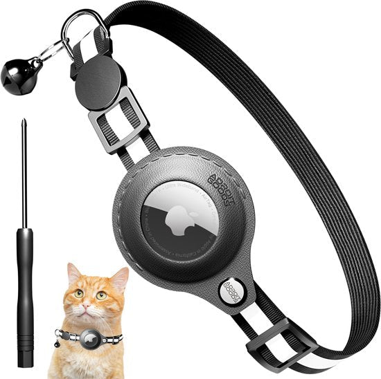 Zwarte verstelbare halsband met bel en houder voor AirTag, inclusief schroevendraaier en kat.