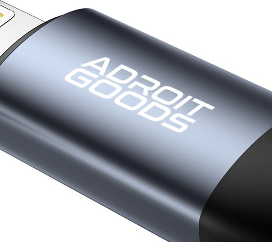 close-up van een stijlvol metalen apparaat met logo witte tekst in moderne stijl