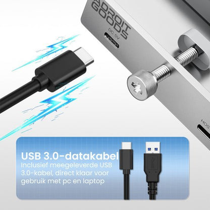 USB 3.0-datakabel met USB Type-C en USB Type-A connectoren naast een metalen apparaatpoort