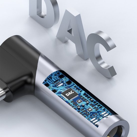 Een moderne DAC-omzetter met een zichtbaar blauw printplaatontwerp in een zilver-zwarte behuizing.